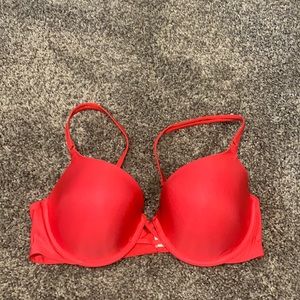 VICTORIA’S SECRET DEMI BRA // 34D